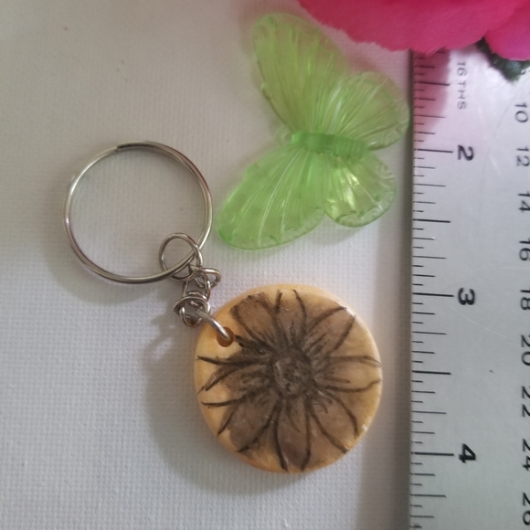 Keychain - Picture 2 of 2